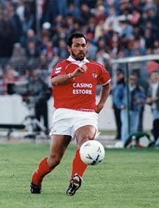 Isaías, ex-atacante do Benfica (Foto: Divulgação)