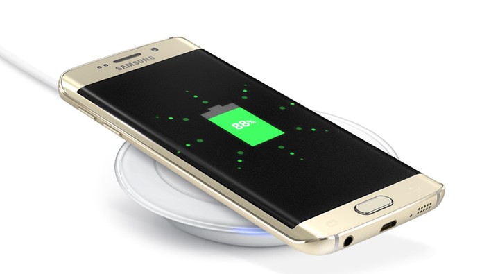 Galaxy S7 deve manter o carregamento sem fio e rápido do S6 (Foto: Divulgação/Samsung)