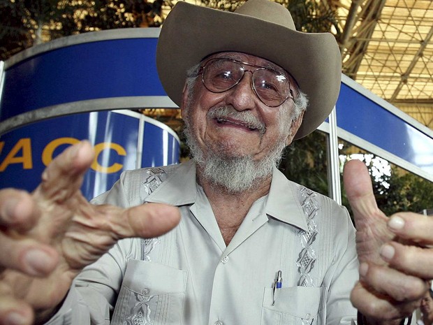 Ramon Castro, gesticulando durante a Feira Internacional de Havana, em outubro de 2006 (Foto: Claudia Daut / Arquivo / Reuters) Ramon Castro, gesticulando durante a Feira Internacional de Havana, em outubro de 2006 (Foto: Claudia Daut / Arquivo / Reuters)
