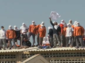 Cascavel: Após 45 horas, presos libertam reféns e encerram rebelião 