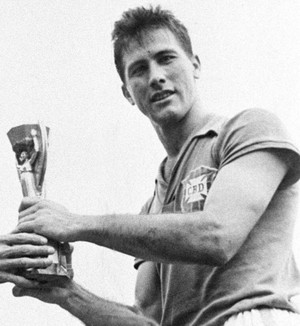 Bellini Taça Jules Rimet 1958 (Foto: Agência Estado)
