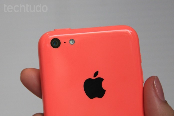 iPhone 5C pode ser descontinuado pela Apple após lançamento de novos modelos em setembro (Foto: Isadora Díaz/TechTudo) (Foto: iPhone 5C pode ser descontinuado pela Apple após lançamento de novos modelos em setembro (Foto: Isadora Díaz/TechTudo))