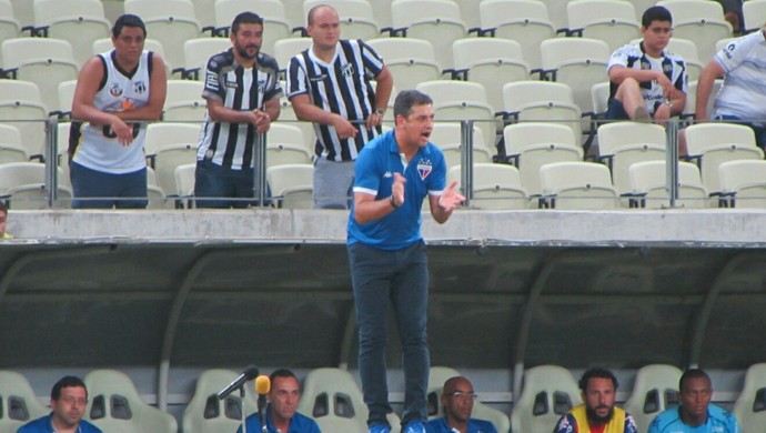 Marquinhos Santos, técnico do Fortaleza (Foto: Juscelino Filho)