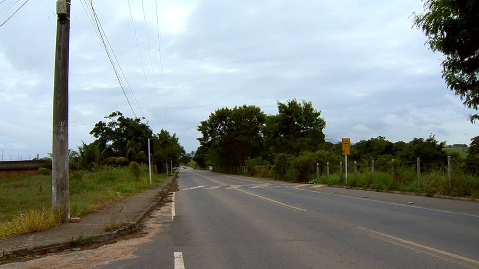 Agricultor é assaltado na rodovia José Sette, em Cariacica (Foto: Reprodução/ TV Gazeta)