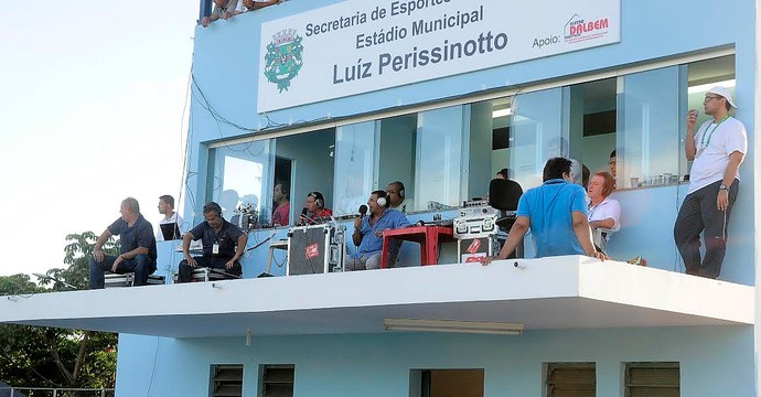 Estádio Paulínia, laje (Foto: Rodrigo Villalba)