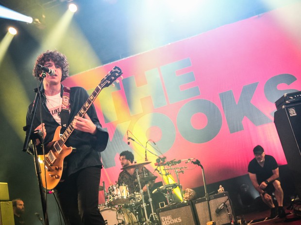 The Kooks toca para 4 mil fãs em SP e mostra força de seu indie rock básico The Kooks toca para 4 mil fãs em SP e mostra força de seu indie rock básico The Kooks toca para 4 mil fãs em SP e mostra força de seu indie rock básico the-kooks_fabio_tito-g1_img_0028 the-kooks_fabio_tito-g1_img_9960
