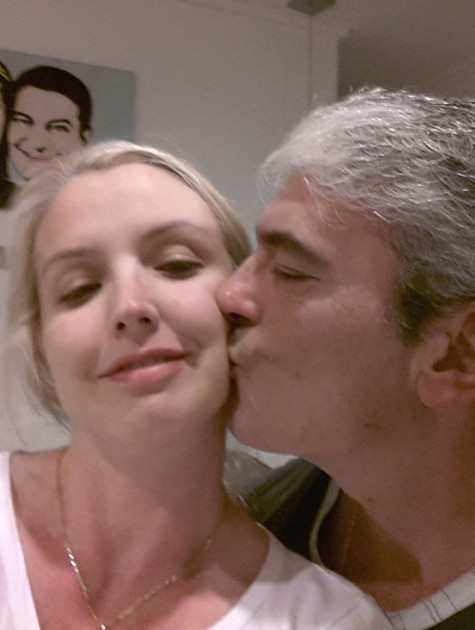 <b>Alessandra Scatena</b> e o marido (Foto: Arquivo pessoal) - scatena_-_com_marido