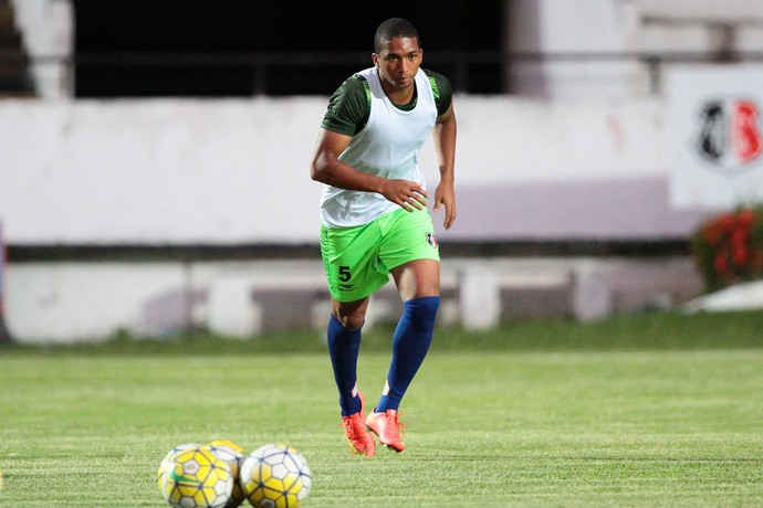 Danilo Pires Santa Cruz (Foto: Marlon Costa/ Pernambuco Press)