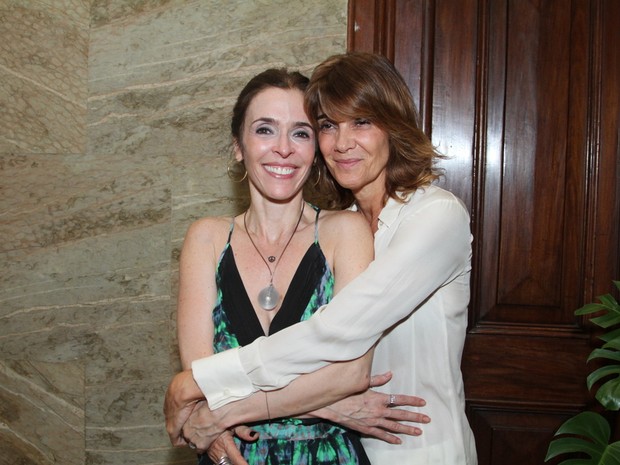 Deborah Evelyn e Monica Torres em estreia de peça no Centro do Rio (Foto: Anderson Borde/ Ag. News)