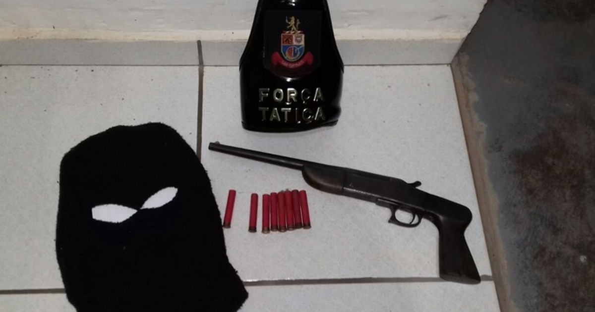 G Dupla Presa Arma De Fogo E Touca Ninja Em Juqui Sp