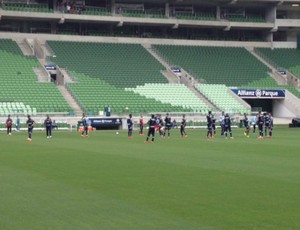 Com vários desfalques, Oswaldo define time para estreia no Brasileiro