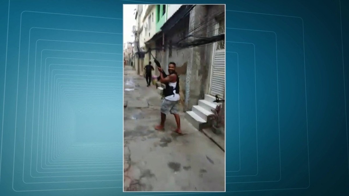 Bandidos filmam própria ação durante invasão a favela na Zona Norte do