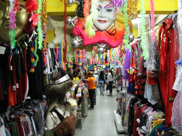 G1 Carnaval movimenta comércio de fantasias em Manaus notícias em Carnaval 2014 no Amazonas Artesanato Florianopolis Centro ~ G1 Carnaval movimenta comércio de fantasias em Manaus notícias em Carnaval 2014 no Amazonas