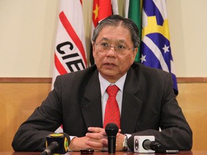 Luiz Moan, diretor de assuntos institucionais da GM (Foto: Carlos Santos/G1)