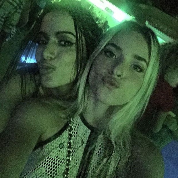 Anitta e Monique Alfradique (Foto: Reprodução/Instagram)