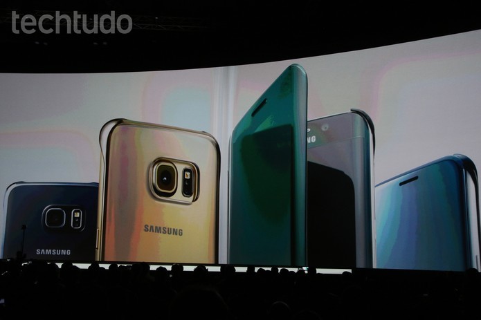 Galaxy S6 Edge chega com design todo em metal (Foto: Fabricio Vitorino/TechTudo)