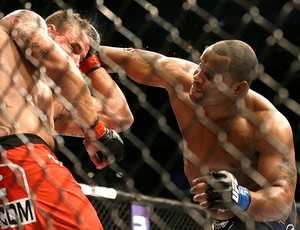 UFC Daniel Cormier luta Frank Mir AP (Foto: AP)