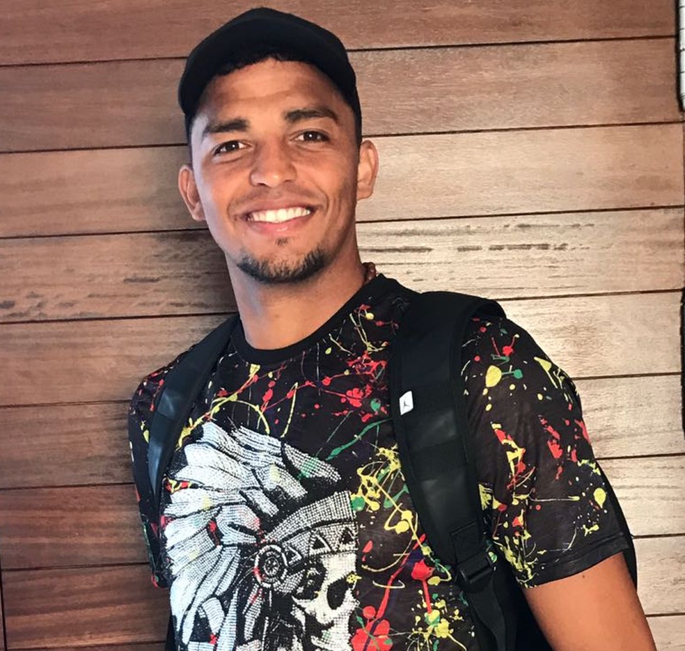 Aderlan trocou o Valencia pelo São Paulo (Foto: Ivo Ferraz / TV Grande Rio)