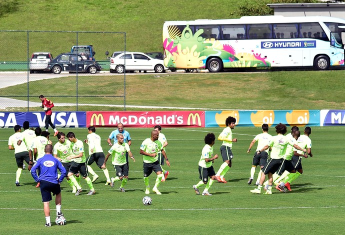 treino seleção brasileira (Foto: Gaspar Nobrega /Vipcomm)