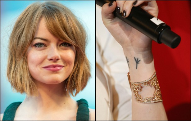 Emma Stone e a mãe têm tatuagens iguais, desenhadas por Paul McCartney. É uma referência à música predileta da atriz, 'Blackbird', gravada pelos Beatles em 1968. (Foto: Getty Images)