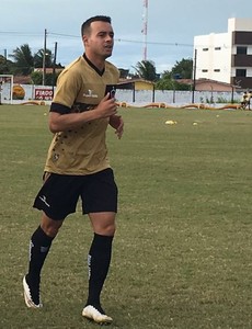 lucas batatinha, batatinha, henik, botafogo-pb, treino, maravilha do contorno (Foto: Divulgação / Botafogo-PB)