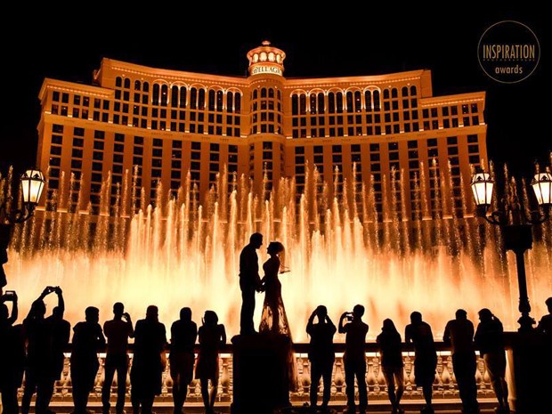 Noivos posaram para foto em Las Vegas, nos Estados Unidos (Foto: Rafael Vaz)