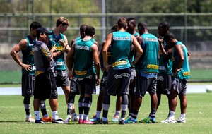eduardo hungaro botafogo treino (Foto: Luciano Belford / SSPress)
