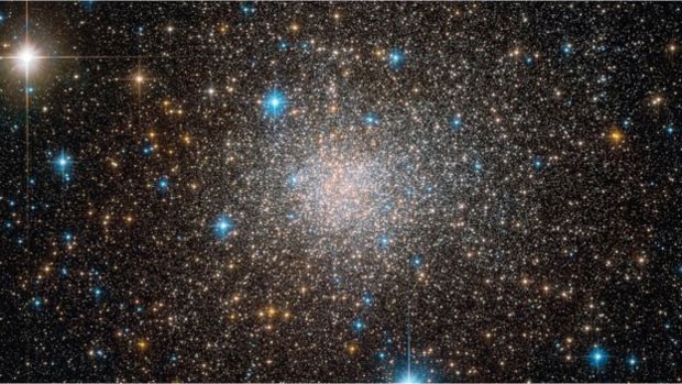 Sistema estelar está a 19.000 anos-luz da Terra (Foto: BBC/European Southern Observatory)