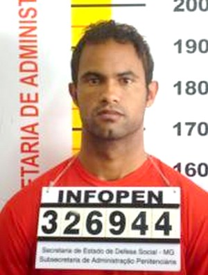 Bruno, ex-Flamengo foto na prisão (Foto: AE)