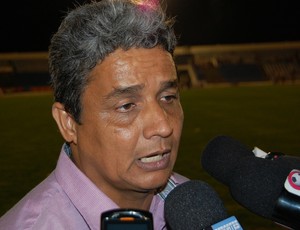 Reginaldo Sousa, técnico do Santa Cruz de Santa Rita (Foto: Silas Batista / GloboEsporte.com/pb)