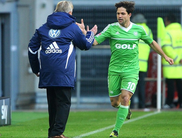 diego Lorenz-Guenther Koesrner wolfsburg gol Duesseldorf  (Foto: Agência EFE)