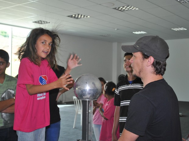 Evento leva atividades astronômicas gratuitas a moradores de Itajubá, MG (Foto: Laboratório Nacional de Astrofísica/Divulgação) Evento leva atividades astronômicas gratuitas a moradores de Itajubá, MG (Foto: Laboratório Nacional de Astrofísica/Divulgação)