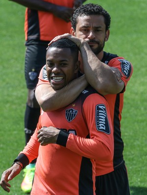 Fred e Robinho em treino do Atlético-MG (Foto: Bruno Cantini/Atlético)