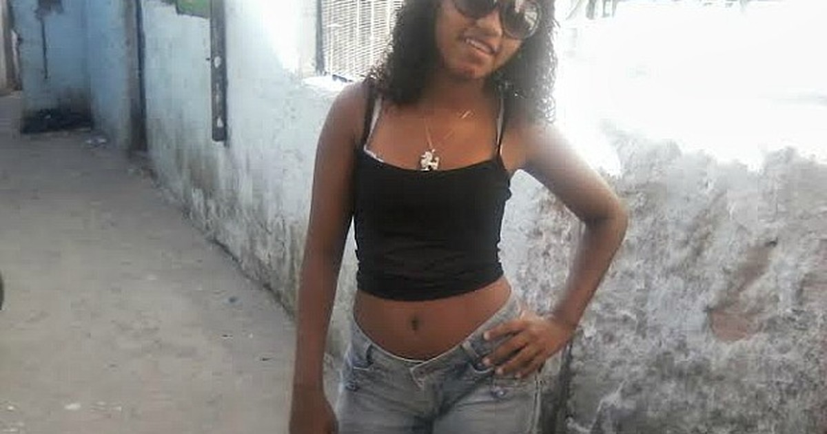 G1 - Menina de 13 anos é morta a tiros em calçada de Vila Velha, no ES