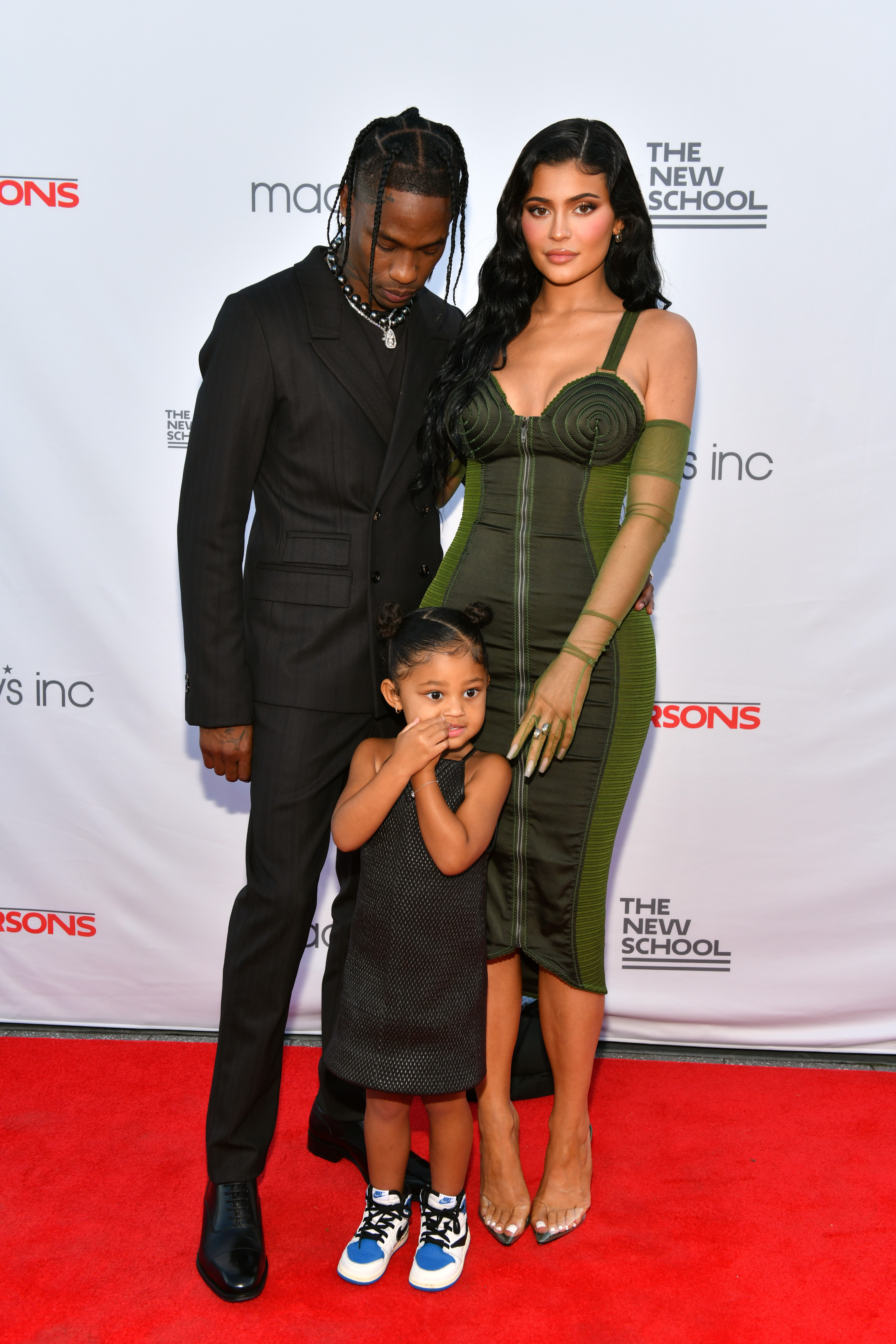 Kylie Jenner, Travis Scott e a filha Stormi  (Foto: Getty Images)