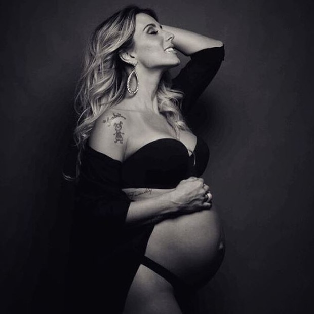 Camila Moura mostra o barrigão de grávida (Foto: Reprodução/Instagram)