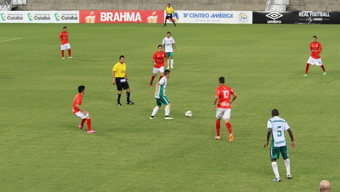 Cuiabá e União na Arena Pantanal (Foto: Olimpio Vasconcelos)