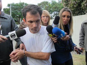Ananias negou que sua namorada tenha participado do crime (Foto: Caroline Hasselmann/G1)