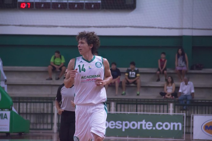 Destaque do Palmeiras, Neto pede atenção dobrada contra times do Rio