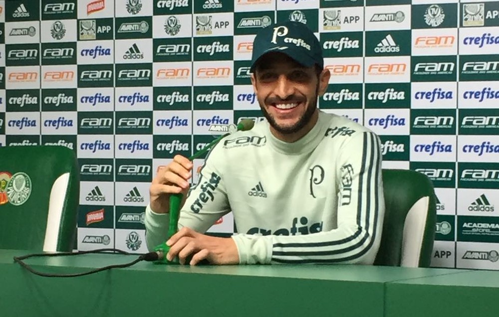  Dracena quer quatro ou cinco vitórias seguidas para o Palmeiras brigar pelo título
