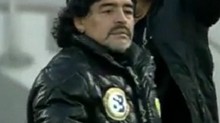 Maradona: 'Assinei por dois
 anos e cobrarei pelos dois’ (Reprodução Youtube)