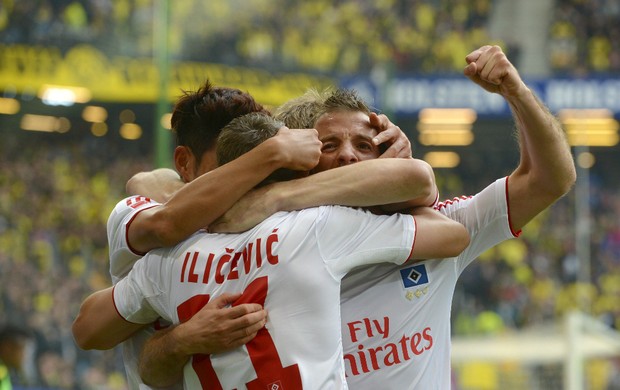 Ilicevic Van der Vaart Hamburgo Borussia Dortmund (Foto: EFE)