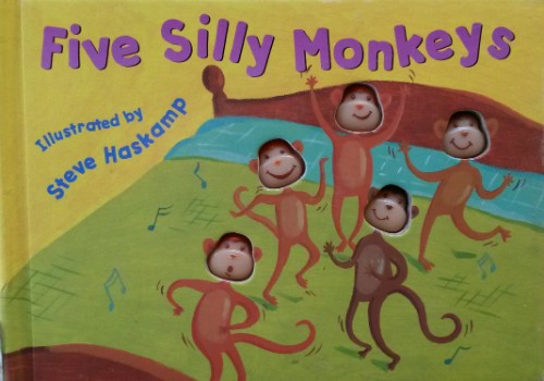 Foto (Foto: 'Five silly monkeys', ilustrado por Steve Haskamp, é um bom exemplo de obra estrangeira voltada para pré-leitores / Divulgação)
