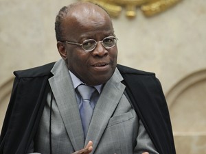 O presidente do STF, Joaquim Barbosa, durante sessão nesta quinta (28) (Foto: Nelson Jr./SCO/STF)