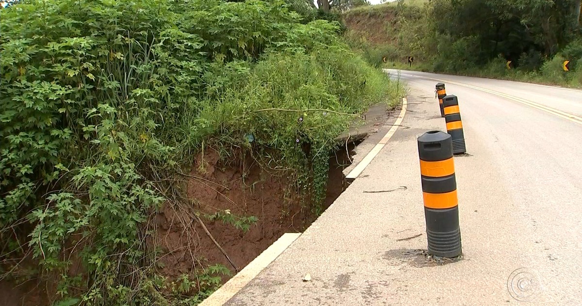Excesso de buracos preocupa motoristas em estrada de Mairinque - Globo.com