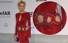 Sem sutiã, Sharon Stone ousa com vestido decotado em baile de gala
