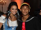 Com Bruna Marquezine, Neymar vai vestido de Quico a festa