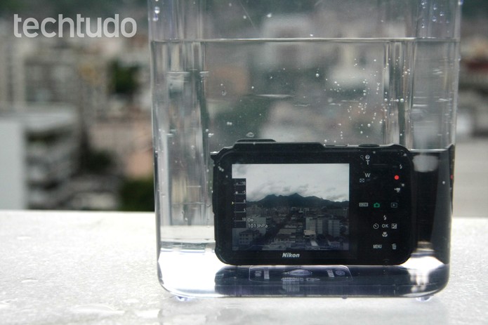 Coolpix AW110 (Foto: Luciana Maline/TechTudo) Coolpix AW110 (Foto: Luciana Maline/TechTudo)
