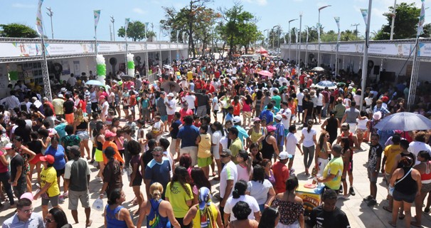 Lotaado! Linda imagem do povo cearense participando do Bem Estar em Fortaleza (Foto: Falkner Moreira / Verdes Mares)