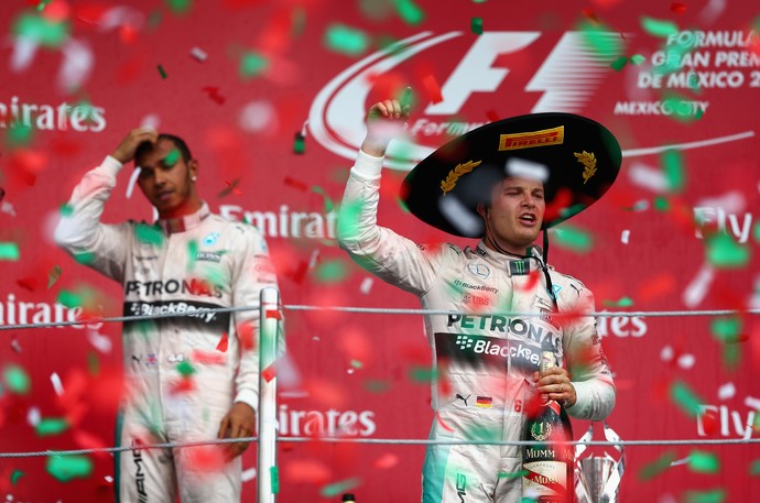 Nico Rosberg celebra vitória no GP do México de Fórmula 1 2015 (Foto: Getty Images)